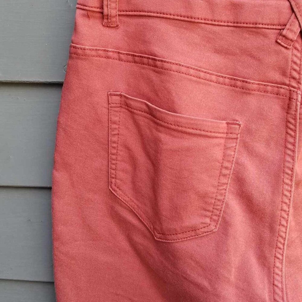 Christopher & Banks Rust Bermuda Shorts size 8 - Picture 4 of 12
